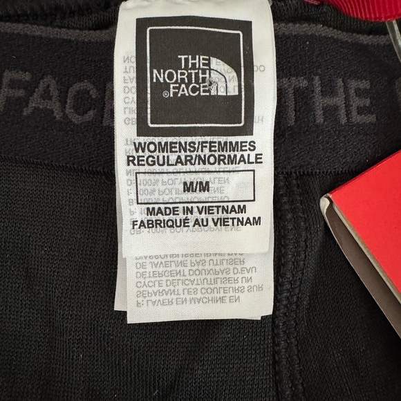 ⭐️NWT⭐️The North Face Black Performance Leggings Size Medium - Picture 5 of 8